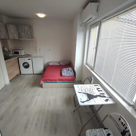 Sun стамат икономов 11 * 플로브디프